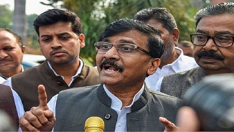 शेतकरी आंदोलनात फूट का?, संजय राऊतांचा मोदी सरकारला सवाल