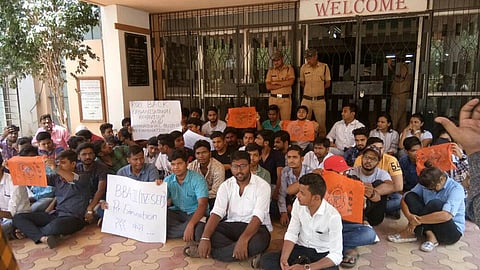 Students movement against Solapur University administration