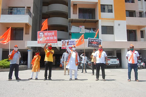 मी देव आहे...मी देव आहे म्हणणारे खासदार कुठे आहेत.. (VIDEO)
