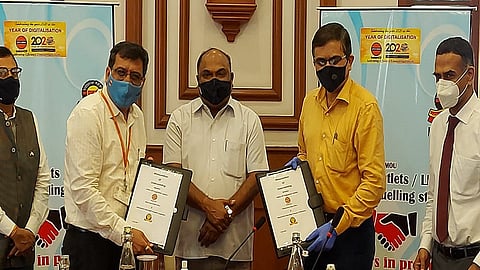 ST महामंडळ सुरू करणार पेट्रोल पंप; 'इंडियन ऑइल' सोबत केला सामंजस्य करार