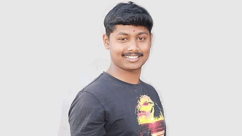 young boy dead in accident at walwa sangli
