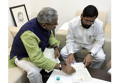 मंचरला नगरपंचायत होणार; प्रस्तावावर मंत्री एकनाथ शिंदे यांची स्वाक्षरी