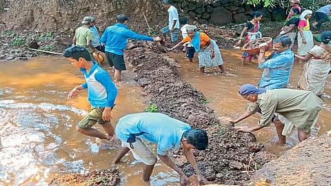 the ignorance of mission bandhara in ratnagiri the tradition was stop due to corona in ratnagiri