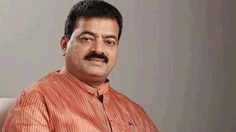 bhaskar jadhav criticism of gopichand padalkar
