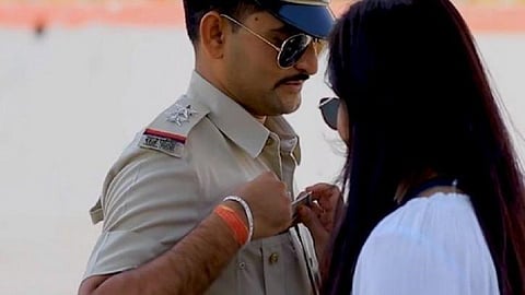 पोलिसाला प्री वेडिंग शूटचे वेड पडले महागात
