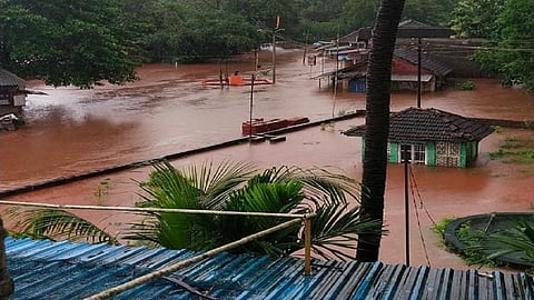 Water in Chanderi market since yesterday morning Flood to the root river