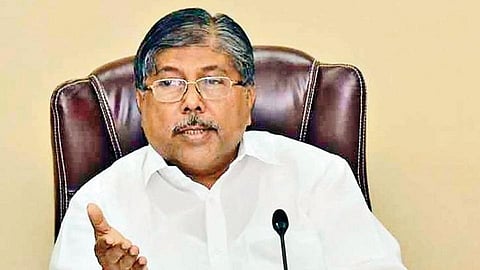 chandrakant patil criticized on state government in kolhapur