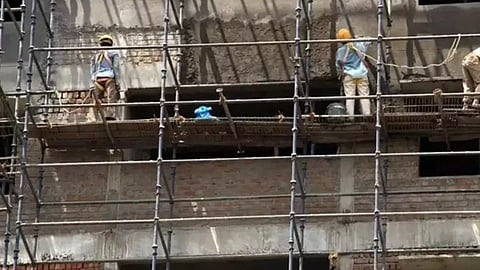 construction sector of kolhapur got relief building marathi news kolhapur