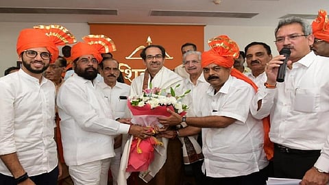 शिवसेनेच्या गटनेतेपदी एकनाथ शिंदे; आदित्य ठाकरेंकडे कोणती जबाबदारी ?