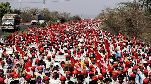 Farmers March : दिल्लीतील शेतकऱ्यांच्या समर्थनार्थ मुंबईत 'मार्च', जाणून घ्या महत्त्वाच्या मागण्या