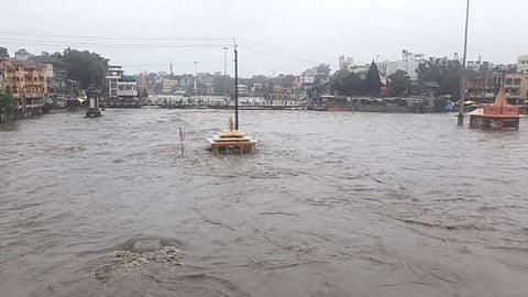 godavari river mahapur.jpg