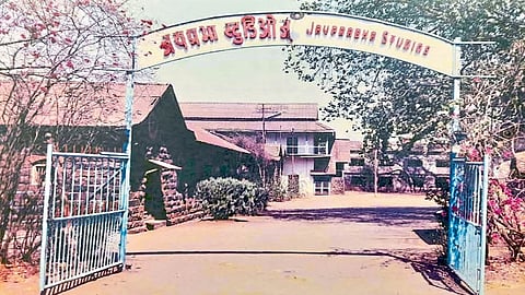 special article of heritage of kolhapur by uday gaikwad in kolahpur subject of jayprabha studio