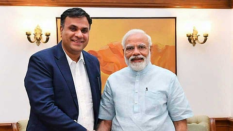 Modi And Abhijit Pawar