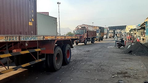 mumbai nashik highway bharat band.jpg