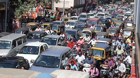 #PuneTraffic पुण्याची वाहतुकीची कोंडी फुटणार कधी?