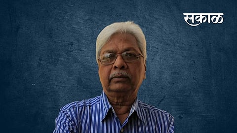 veteran journalist editor Saptahik Sakal sada dumbre passed away