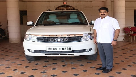 Guardian Minister car story by sandeep khandekar kolhapur
