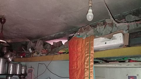 Gas cylinder explodes in Rajendra Nagar crime marathi news