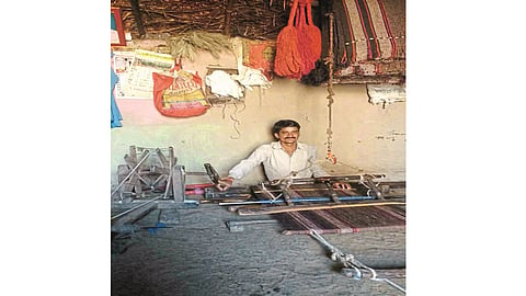 tribal youth got employment With the help of Charkha