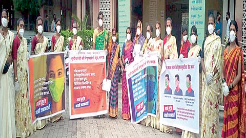 स्वच्छतेच्या जागृतीसाठी कऱ्हाडात तृतीय पंथियांची रॅली