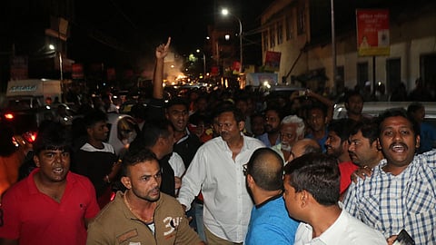 उदयनराजेंच्या धमाकेदार एन्ट्रीनंतर साताऱ्यात "आया है राजा'चा घुमला नाद