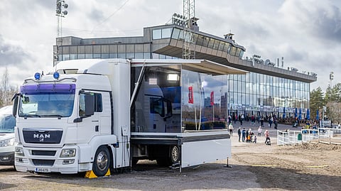 TotoTV ulkotuotantoauto