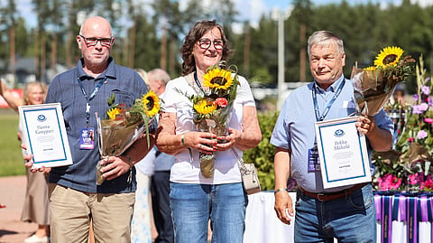 Hannu Kamppuri, Seija Sipilä ja Pekka Mäkelä palkittiin.