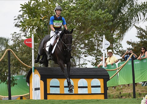 Elmo Jankari hyppäsi Rio de Janeiron olympialaisissa Duchess Desireellä. Jos kesäolympialaiset Suomessa toteutuisivat, minkä ikäinen ratsukko olisi olympiavuonna? Ratsastuksen olympialajit ovat kenttä-, koulu- ja esteratsastus. Paralympialaisissa kilpaillaan kouluratsastuksessa.