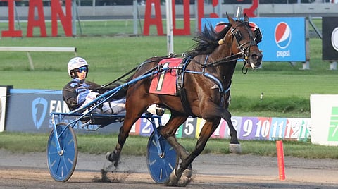 Scott Zeron näytti olevansa ajajana jälleen oivassa iskussa ennen suurta Hambletonian-päivää. Kuvassa voitto irtoaa 3-vuotiaalla ori Union Forcesilla (Cantab Hall - Southwind Catlin - Muscles Yankee).