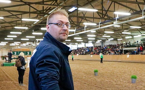 Mitja Nummenmaa toivoo, että tämän vuoden varsahuutokauppa saataisiin järjestettyä ilman suuria yleisörajoituksia.