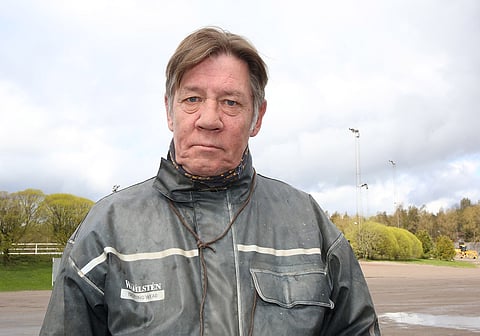 Kari Rosimo ohjastaa Hevosurheilun ideavihjeen varmaa Unique Miraclea.