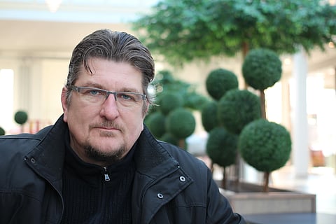 Pekka Lillbacka matkaa keskiviikkona Östersundiin jännittämään suomalaisittain historiallista kylmäveriderbyä. "Tie on tuttu, siittolaan Östersundiin vietiin aikanaan Woltin emä astutettavaksi."