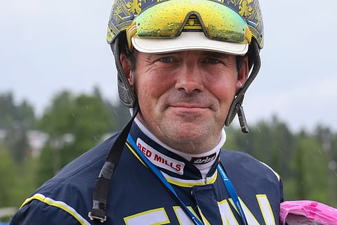 Conrad Lugauer on Tetrick Wanian kuski ja valmentaja.
