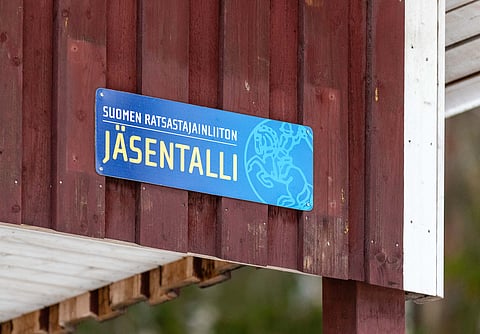 Valtakirjat – tarpeellisia vai menneen talven lumia? Kerro mielipiteesi