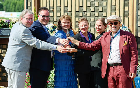 Kuninkuusravit 2024 ja 2025 viestikapulan vaihto