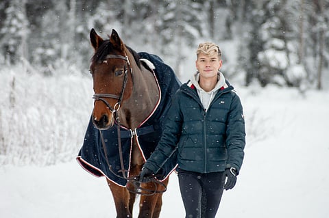 Jani Laakso on jo tutulla suomalaisella ratsastusammattilaisella Saksassa. Concretolainen omakasvatti lähtee perässä.