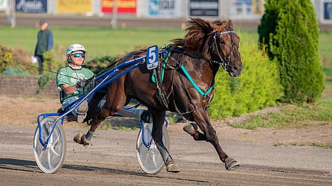 Riksun Xavier rattaillaan Niko Jokela
