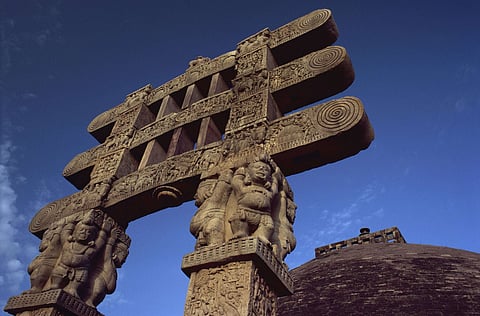 The Chetiyagiri temple in Sanchi, Madhya Pradesh, where Jawaharlal Nehru organised a re-enshrinement of Buddhist relics in 1952. In ‘Dust on the Thorne’, Douglas Ober unravels the Indian National Congress’s motives in pursuing a resurrection of Buddhism in India. Photo: robertharding / IMAGO