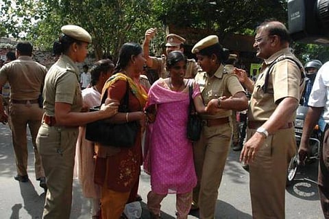 பார்வையற்ற பட்டதாரிகள் - அமைச்சருடனான பேச்சு தோல்வி