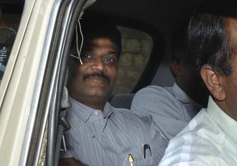 சுரங்க முறைகேடு: முன்னாள் அமைச்சர் ஆனந்த் சிங் கைது