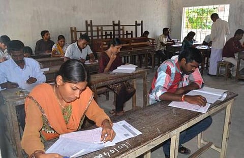 குருப்-2 தேர்வு தேதி மாற்றம் இல்லை - டி.என்.பி.எஸ்.சி. அறிவிப்பு