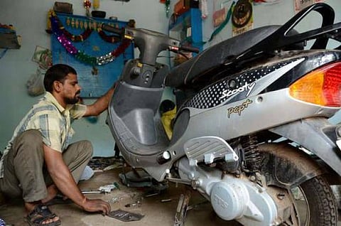 பார்வை இல்லாதவங்களுக்கு படிகளா இருக்கணும்