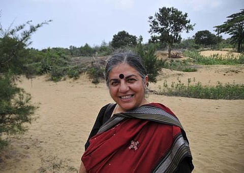 மண்ணுக்கு வந்தனம்