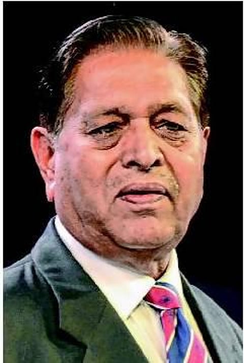 சச்சின் விளையாட்டுத் துறை அமைச்சராக வேண்டும் - முன்னாள் டெஸ்ட் வீரர் சந்து போர்டே விருப்பம்