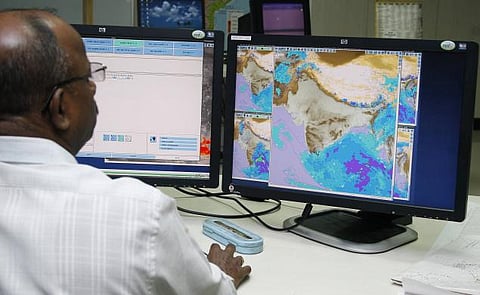 வட தமிழகத்தில் கனமழை: வானிலை ஆய்வு மையம் எச்சரிக்கை