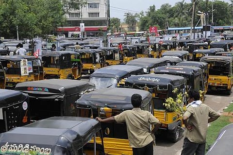 சென்னை: மீட்டரை திருத்தாத 20 ஆயிரம் ஆட்டோக்கள் மீது கடும் நடவடிக்கை