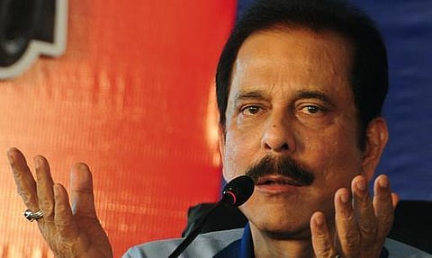 சஹாரா சொத்துகளை விற்க உச்சநீதிமன்றம் தடை