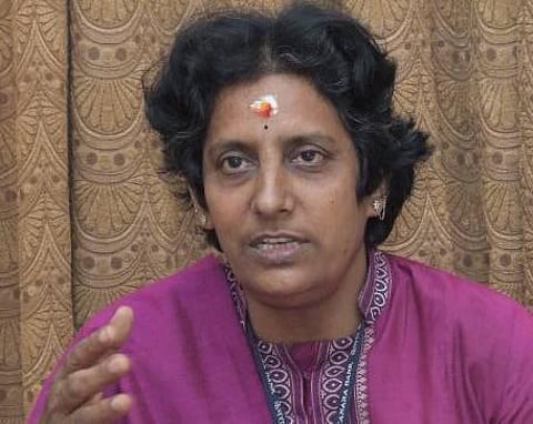 பெண்கள் கிரிக்கெட்டின் மீது யாருக்கும் அக்கறை இல்லை - முதல் பெண் கிரிக்கெட் அம்பயர்