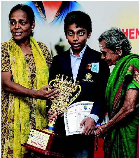 செஸ் போட்டியில் கலக்கும் 14 வயது சிறுவன் தமிழக மண்ணில் உருவாகும் கிராண்ட்மாஸ்டர்