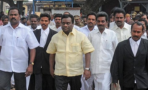 குரு மீதான தே.பா. சட்டம் ரத்து: உயர் நீதிமன்றம் உத்தரவு